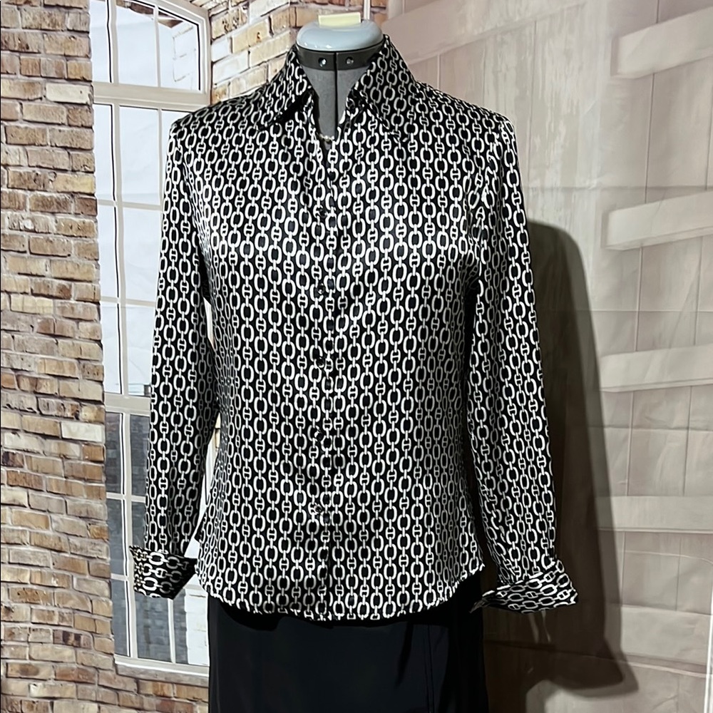 Kasper Black and White Chain Print Blouse Size 4